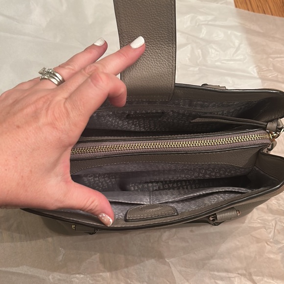 KateSpade - Picture 4 of 6